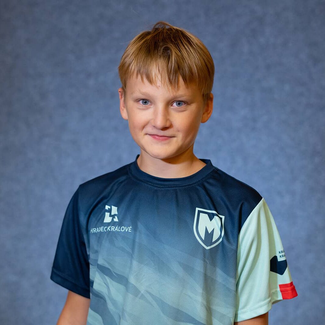 skakal-daniel-montas-hradec-kralove-stolni-tenis