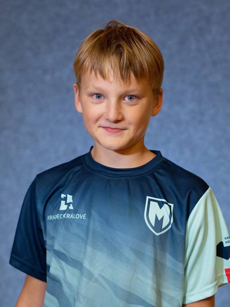 skakal-daniel-montas-hradec-kralove-stolni-tenis