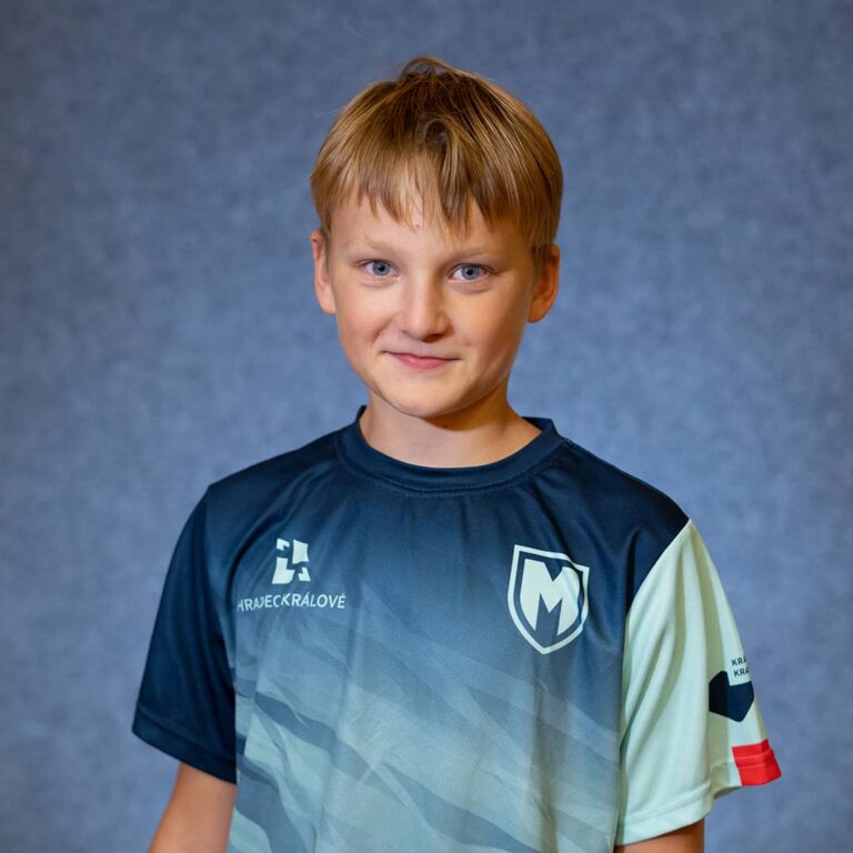 skakal-daniel-montas-hradec-kralove-stolni-tenis