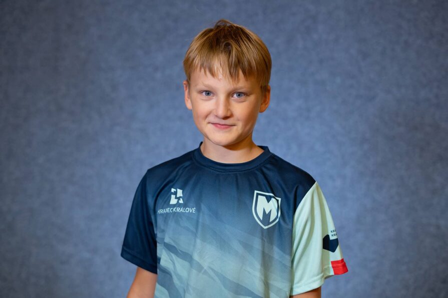 skakal-daniel-montas-hradec-kralove-stolni-tenis