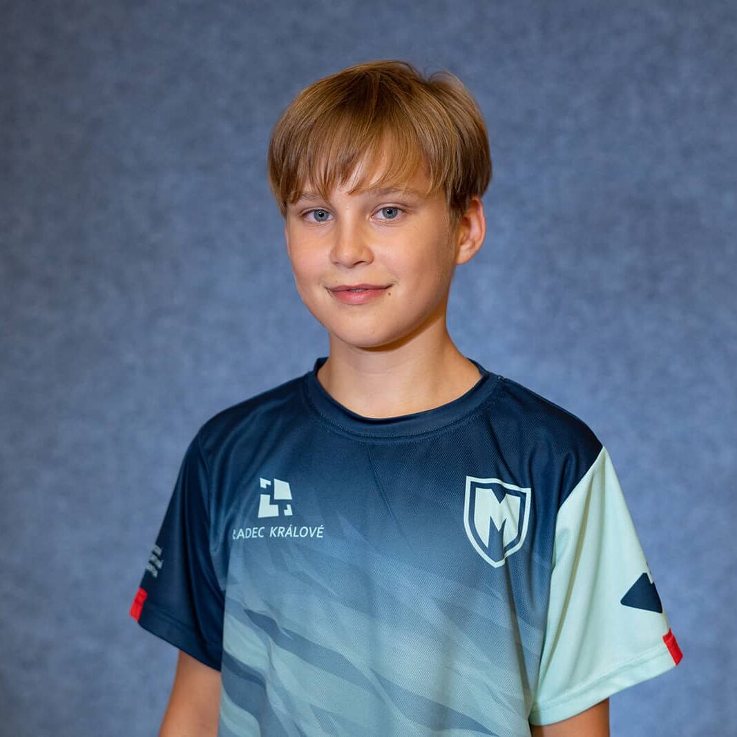 skakal-dominik-montas-hradec-kralove-stolni-tenis