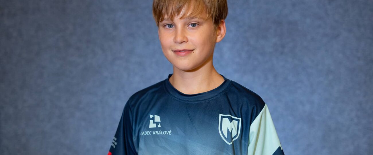 skakal-dominik-montas-hradec-kralove-stolni-tenis