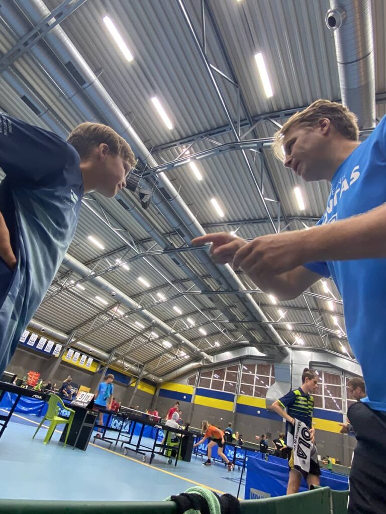 skakal-martin-stolnitenis-btmcr-praha-u15