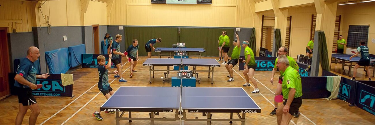 Herna stolního tenisu TJ Montas při mistrovském utkání Herna stolního tenisu TJ Montas při mistrovském utkání