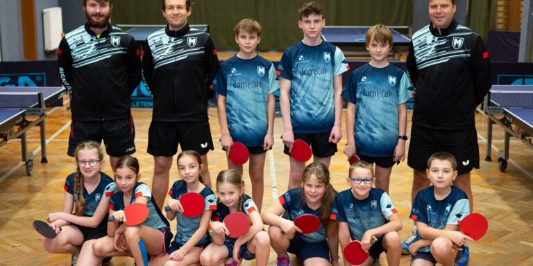 montashk-stolnitenis-mladez