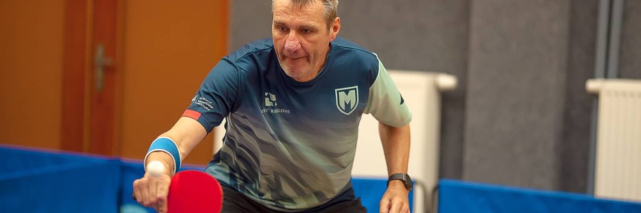 belousek-jiri-montashk-stolnitenis