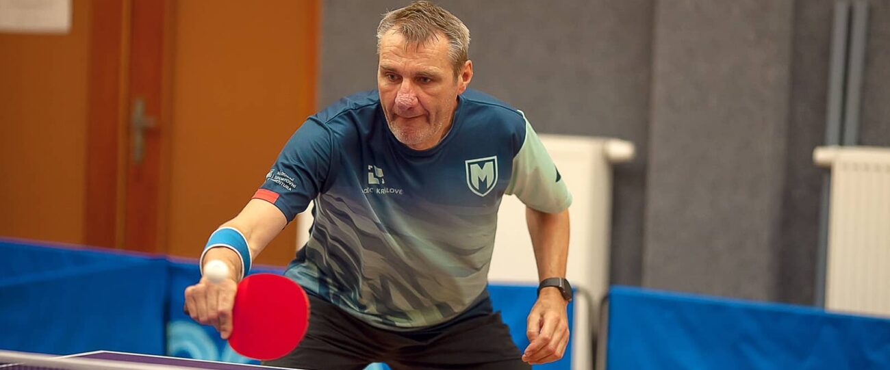 belousek-jiri-montashk-stolnitenis