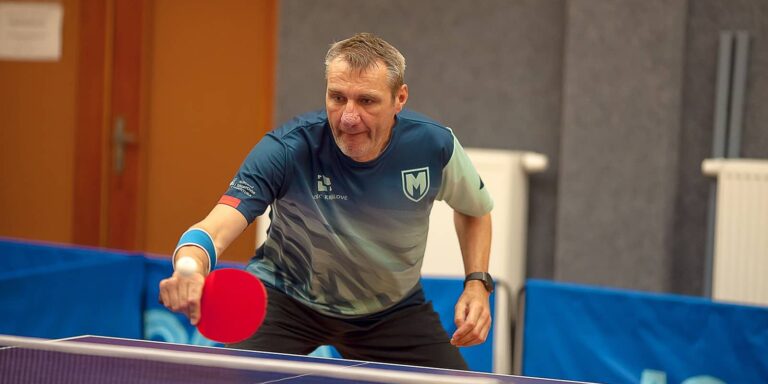 belousek-jiri-montashk-stolnitenis