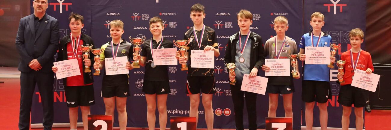 mcru13-23-24-debl-bronz-skakal-dan