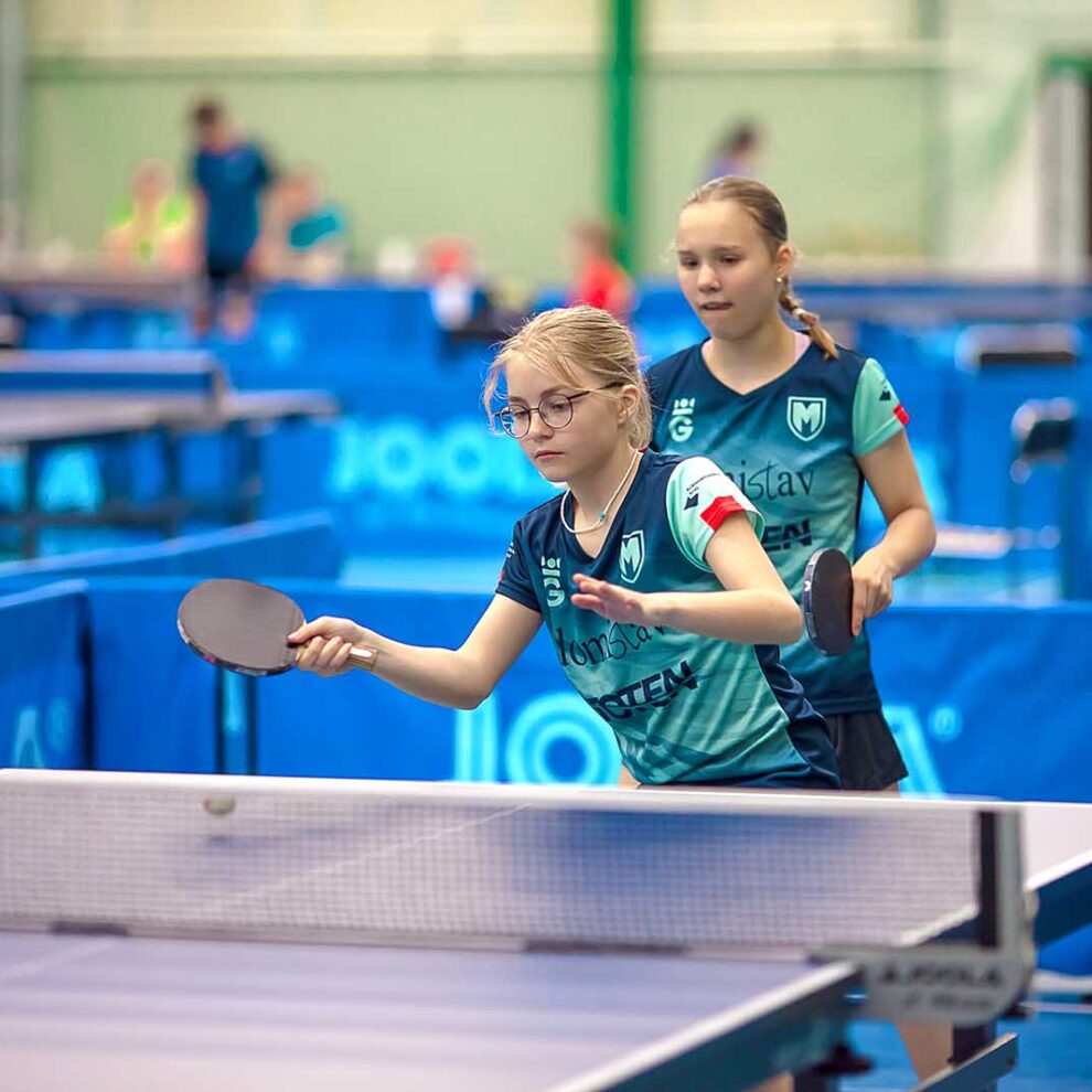 macurovy-adela-alice-2025